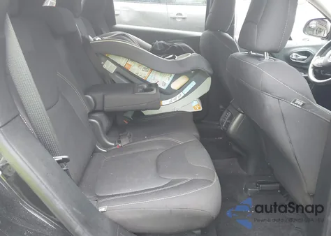 2016 Jeep Cherokee Latitude z USA, uszkodzony, nr VIN 1C4PJMCB8GW359149